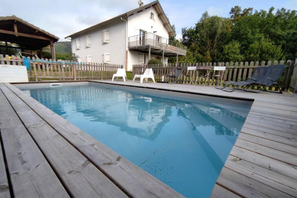 Appartement Au Calme Avec Vue Et Piscine Au Coeur Du Pays Basque Mauléon-Licharre المظهر الخارجي الصورة